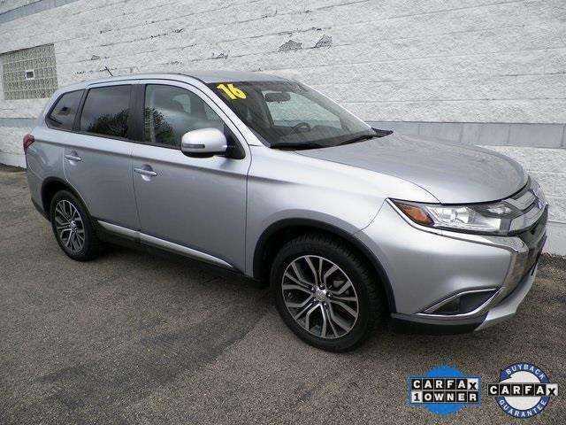 2016 Mitsubishi Outlander SE 4dr SUV